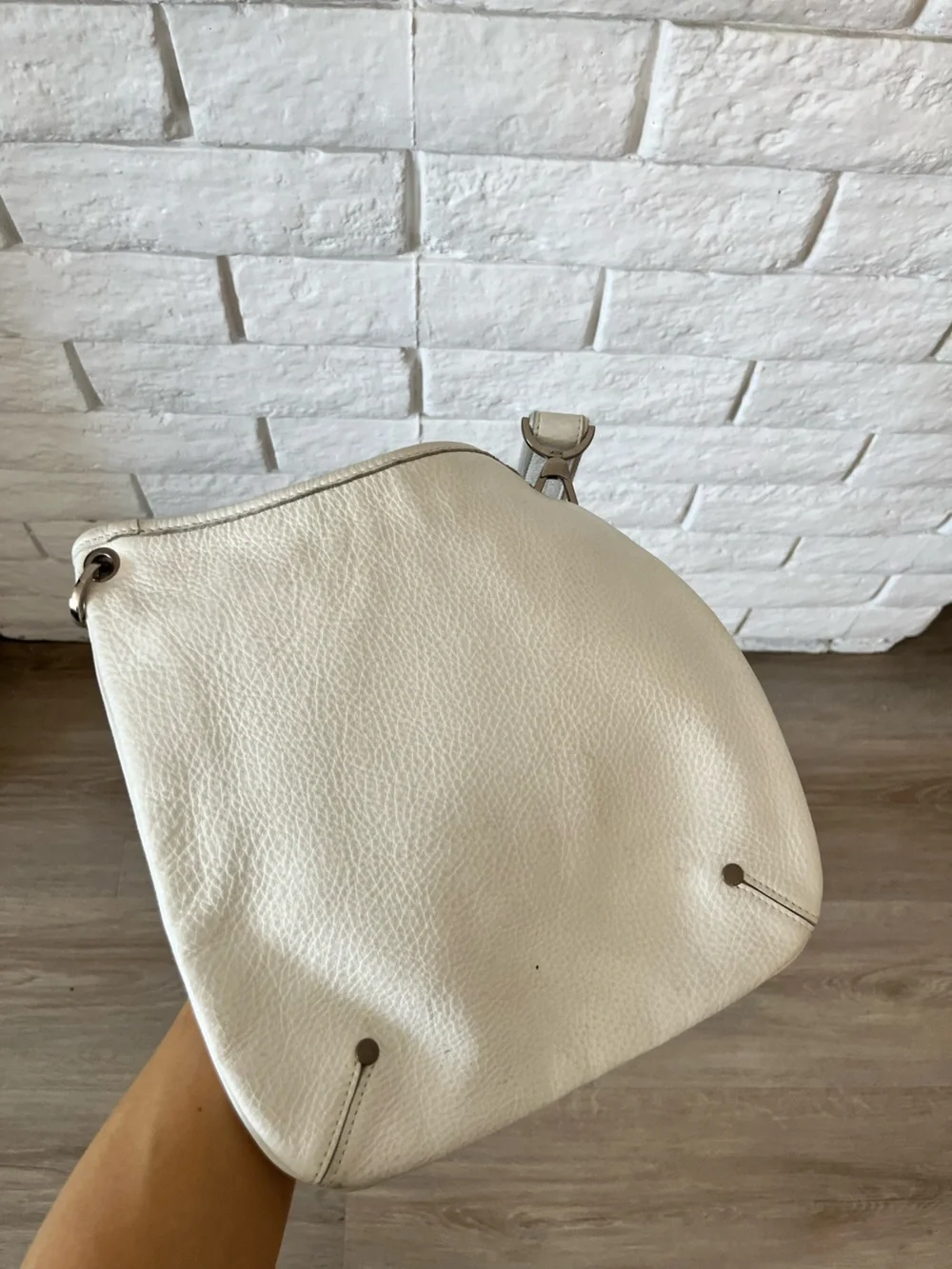 Longchamp White Patent Leather Shoulder Bag Adjustable Strap
